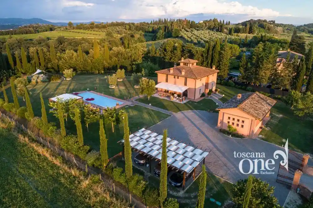 Villa in vendita a Peccioli