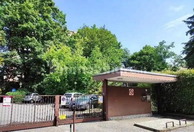 Appartamento in vendita a Monza