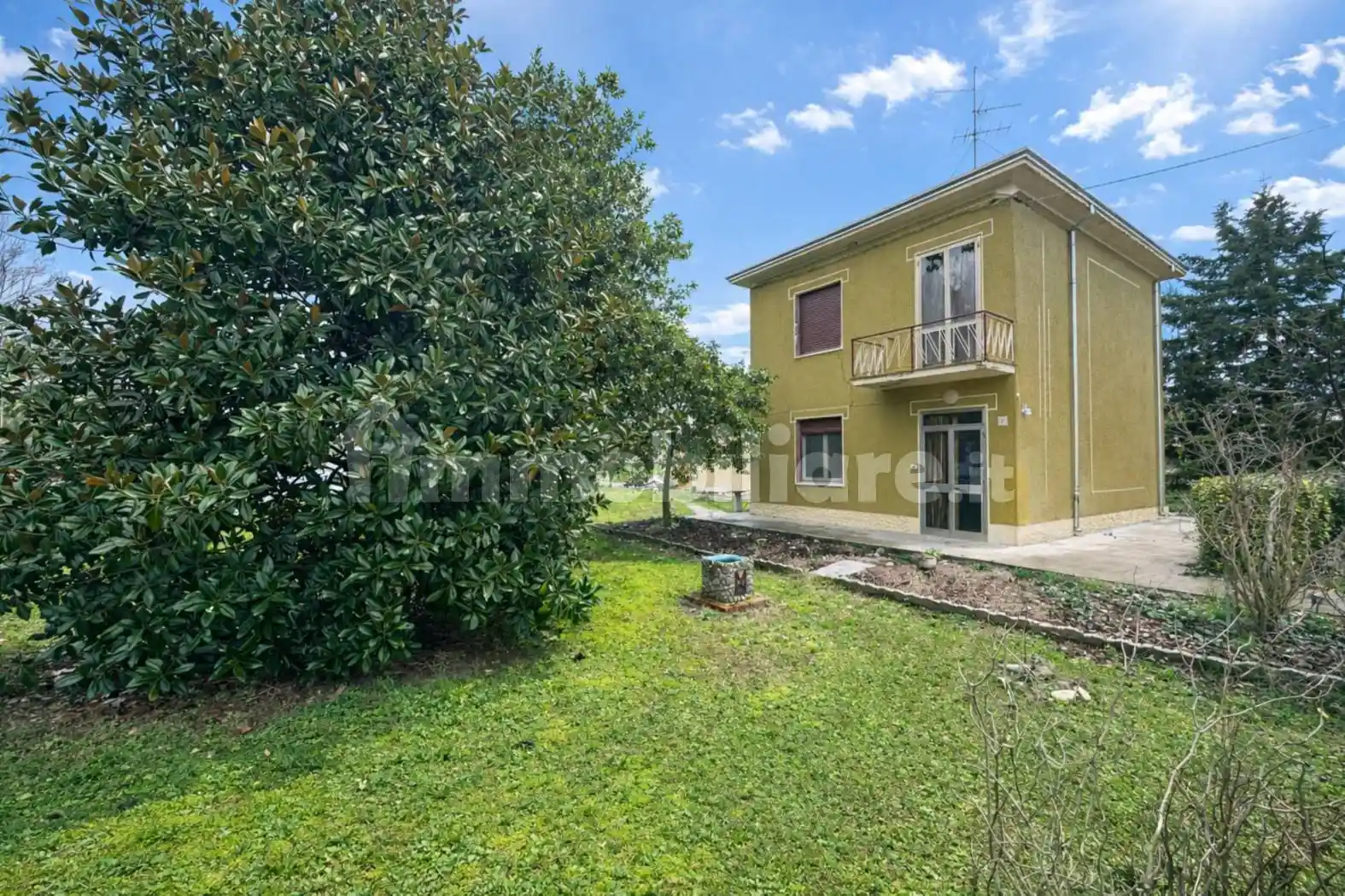 Casa indipendente in vendita a Mirandola