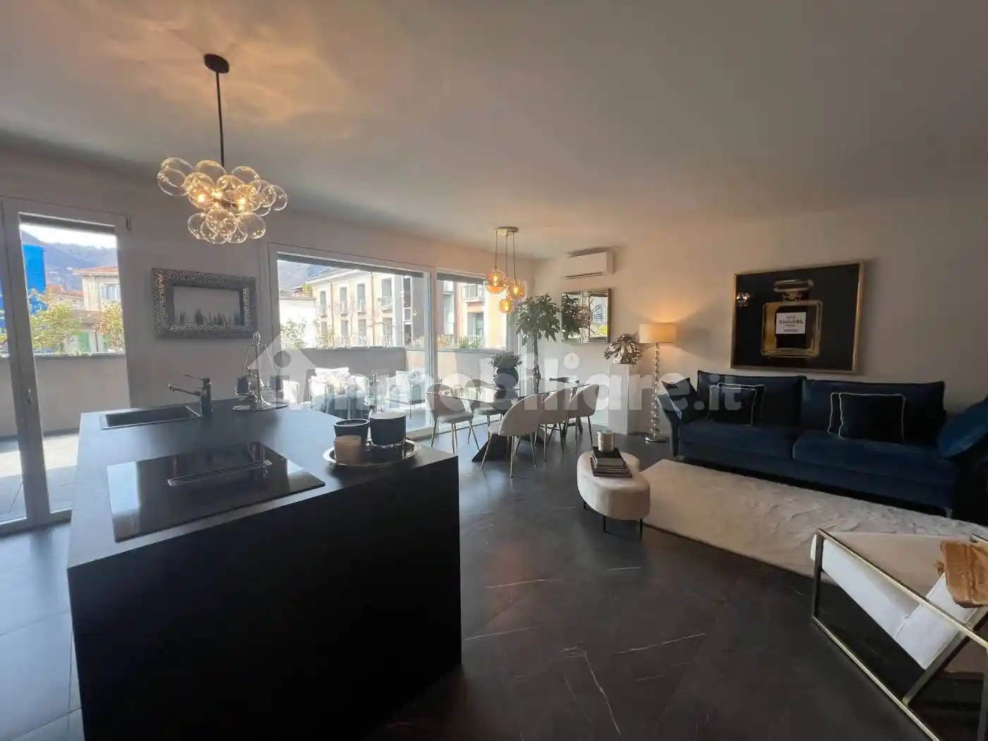 Appartamento in vendita a Como