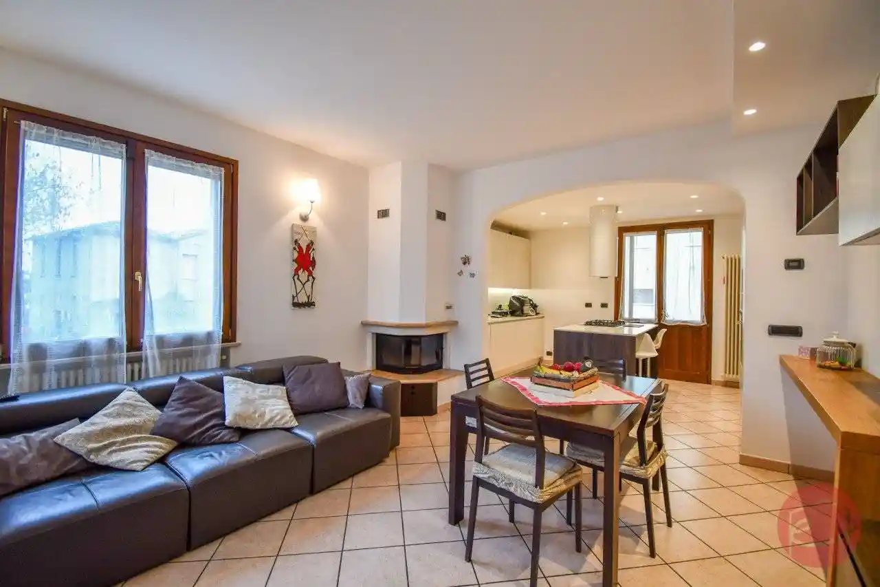 Casa indipendente in vendita a Cesena