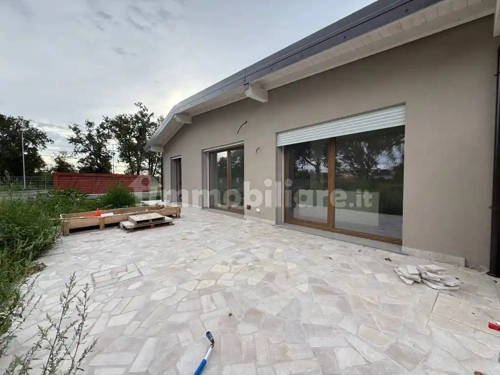 Villa in vendita a Zelo Buon Persico