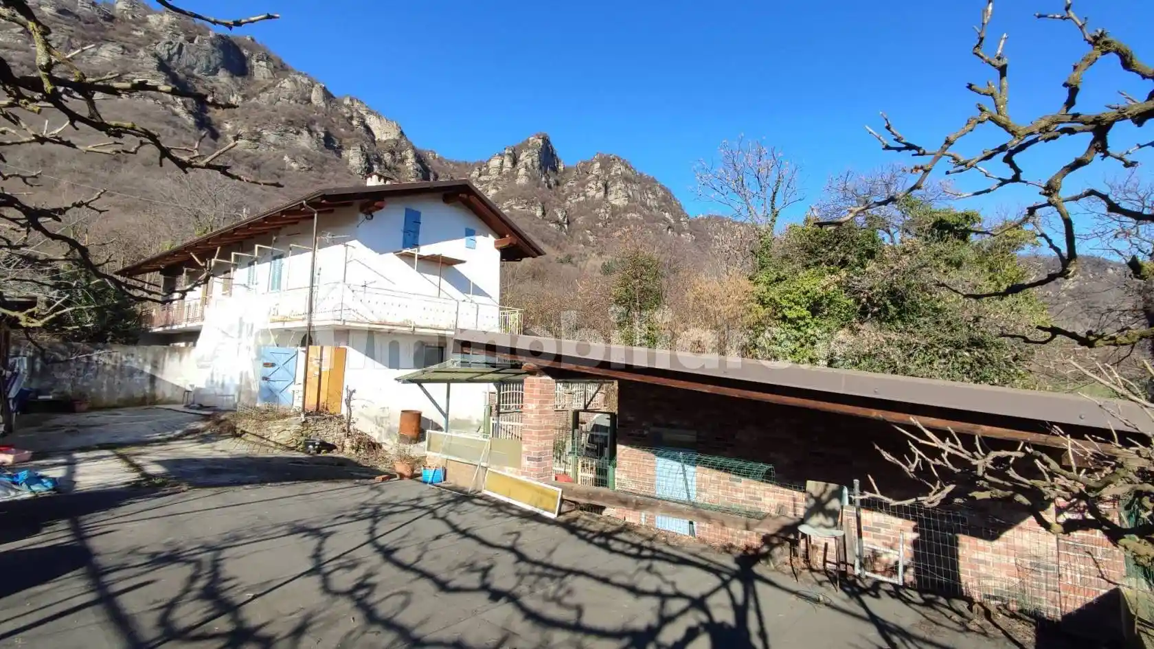 Rustico - Casale in vendita a Envie