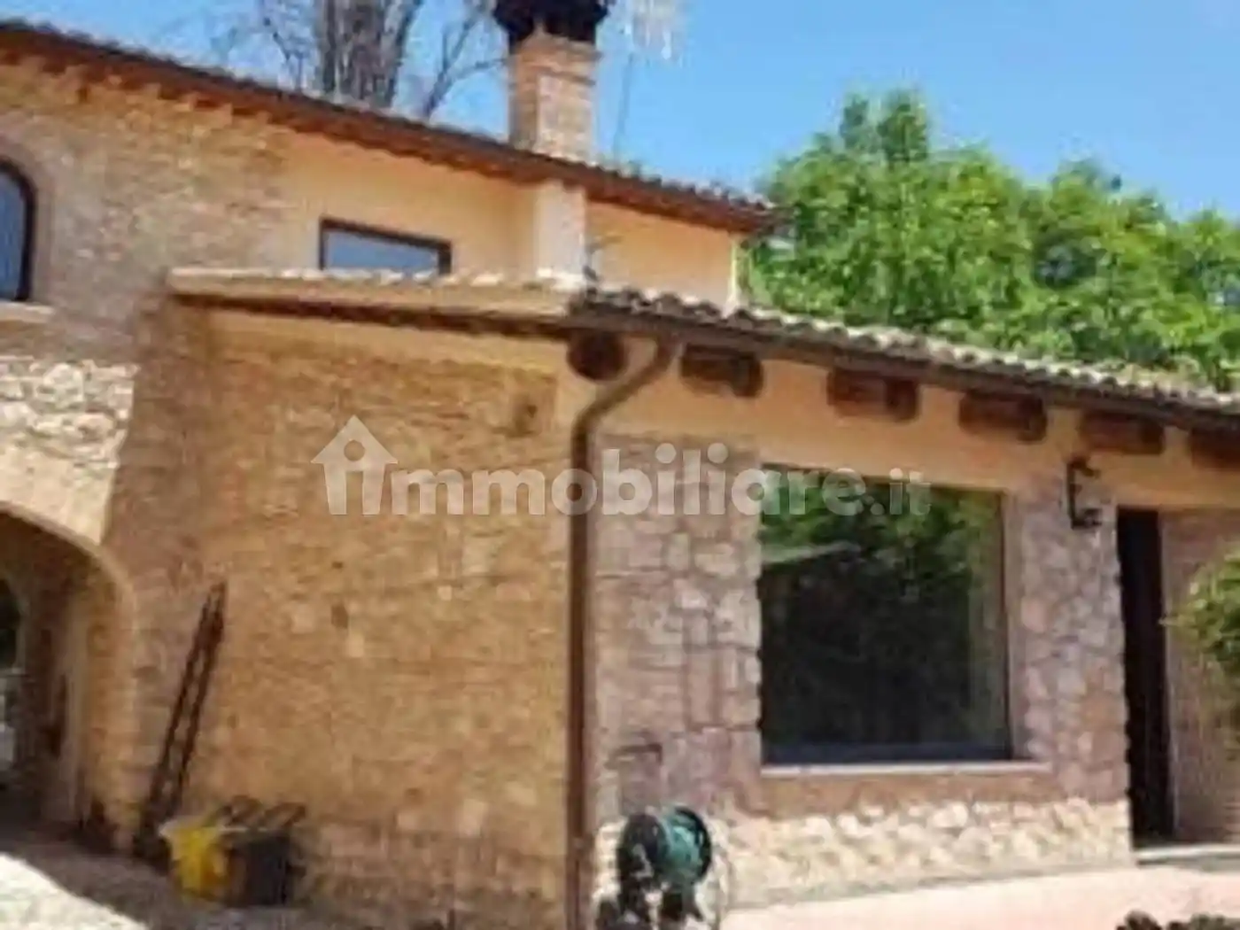 Appartamento in vendita a Fara in Sabina