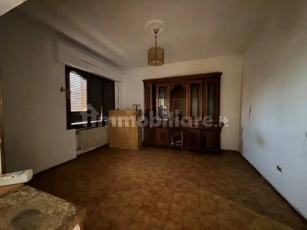 Casa indipendente in vendita a Campi Bisenzio