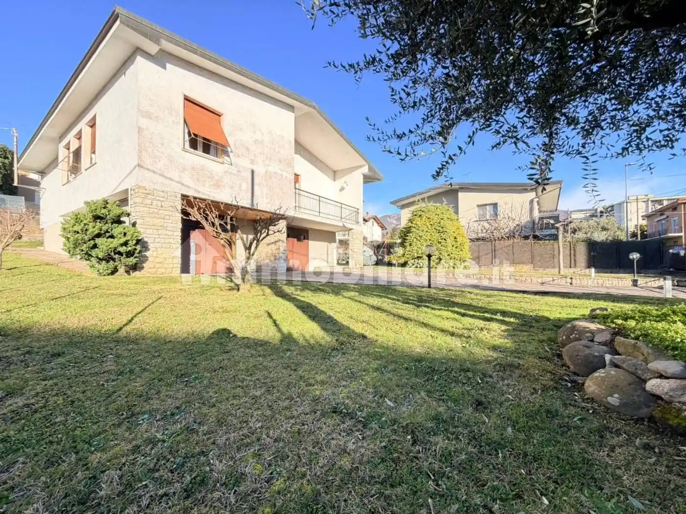 Villa in vendita a Trescore Balneario