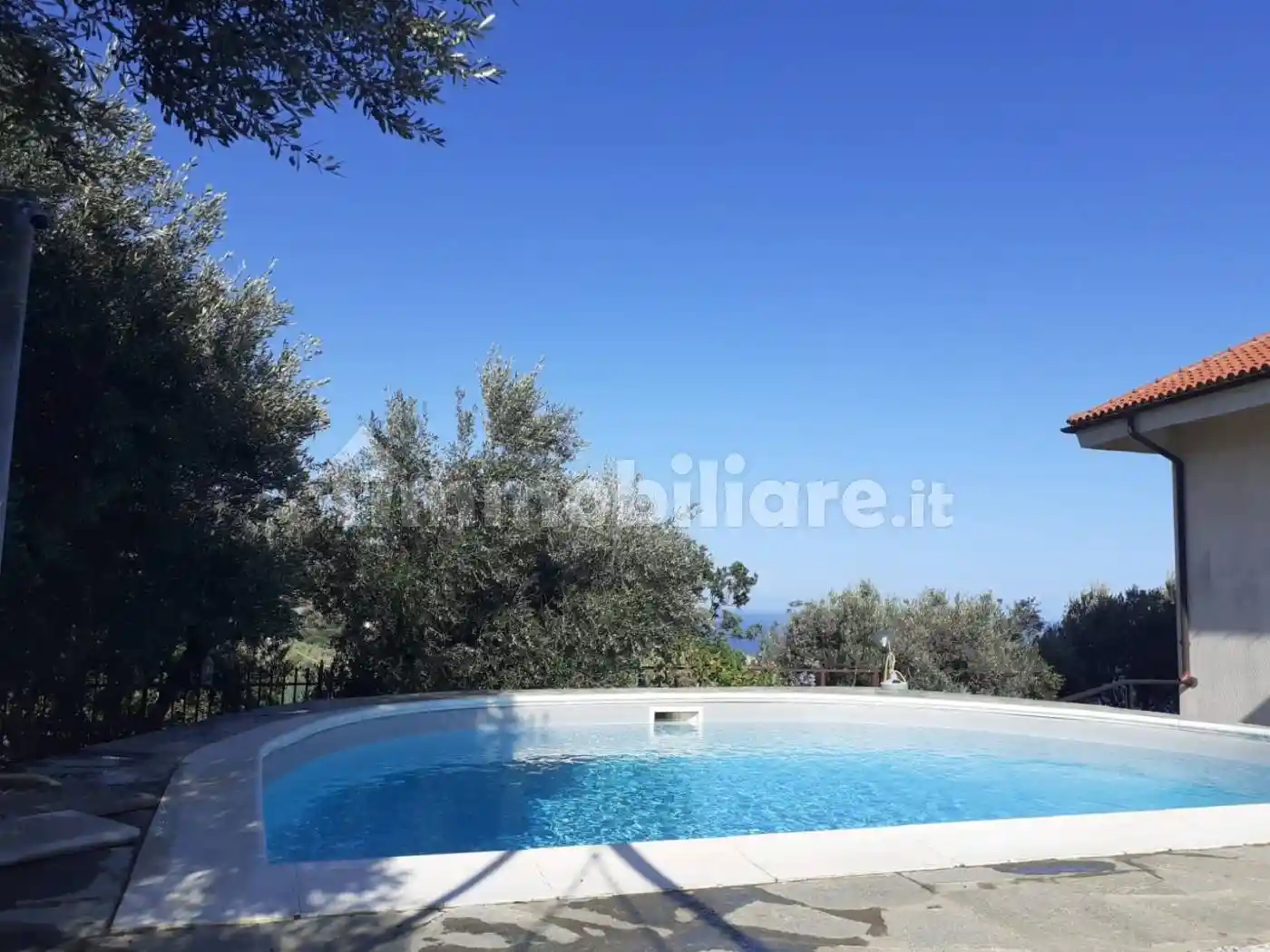 Villa in vendita a Varazze