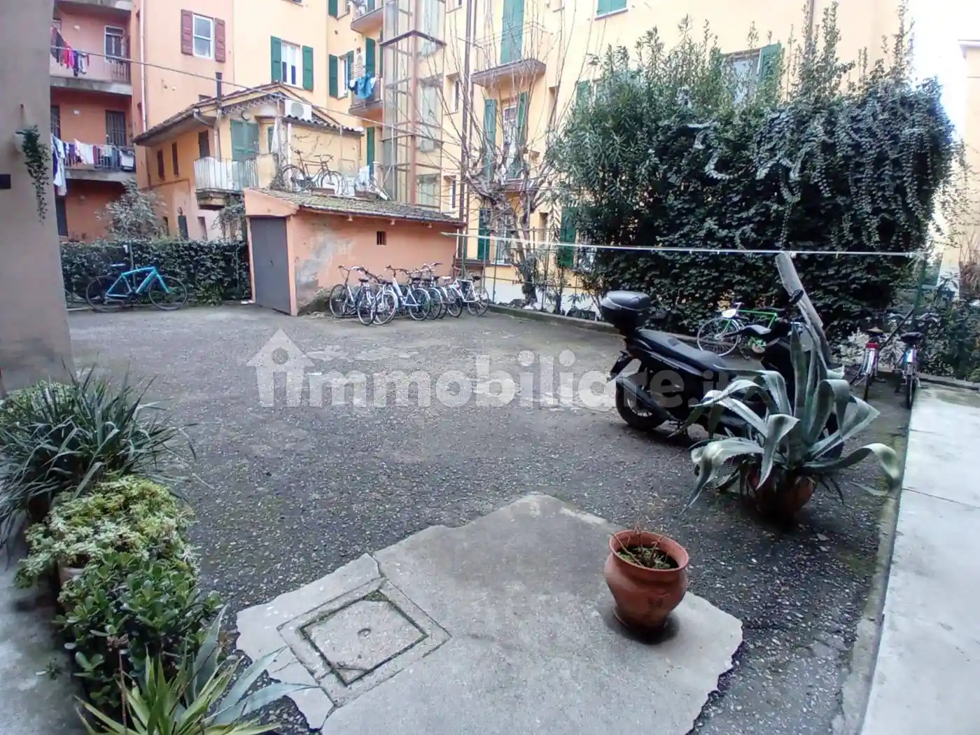 Appartamento in vendita a Bologna