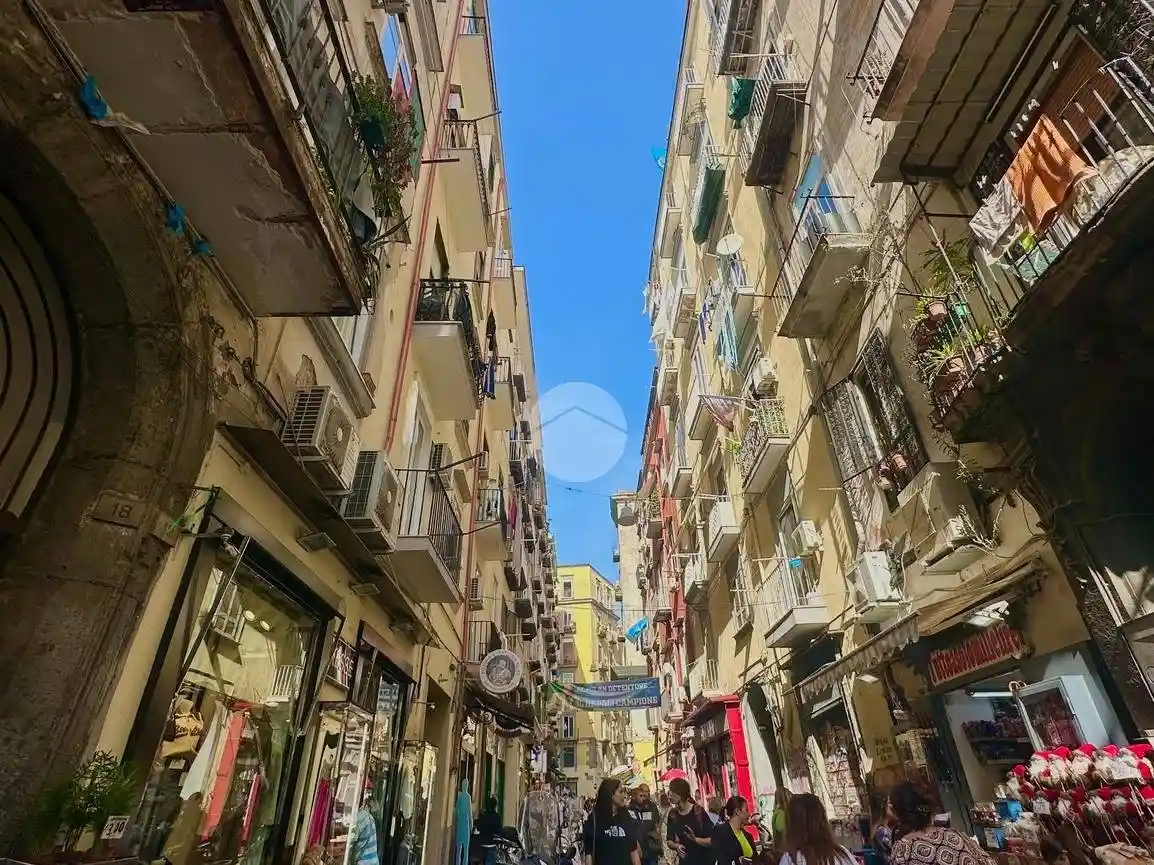 Appartamento in vendita a Napoli