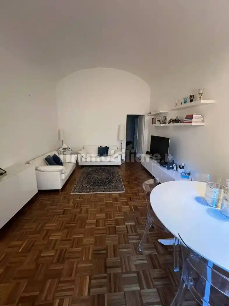 Appartamento in affitto a Napoli