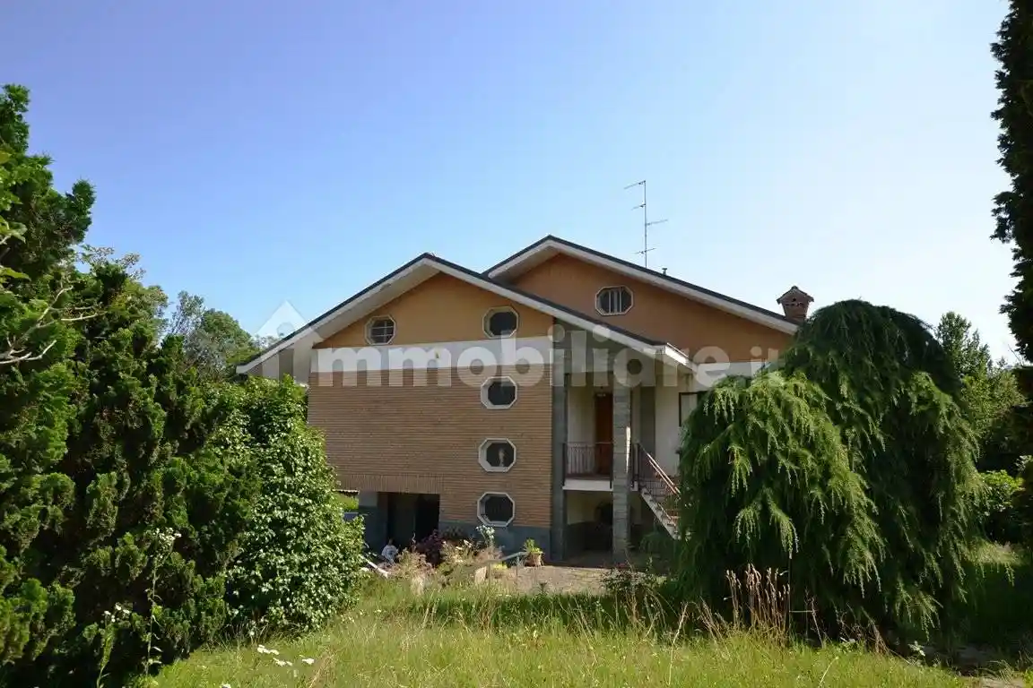 Villa in vendita a Biella