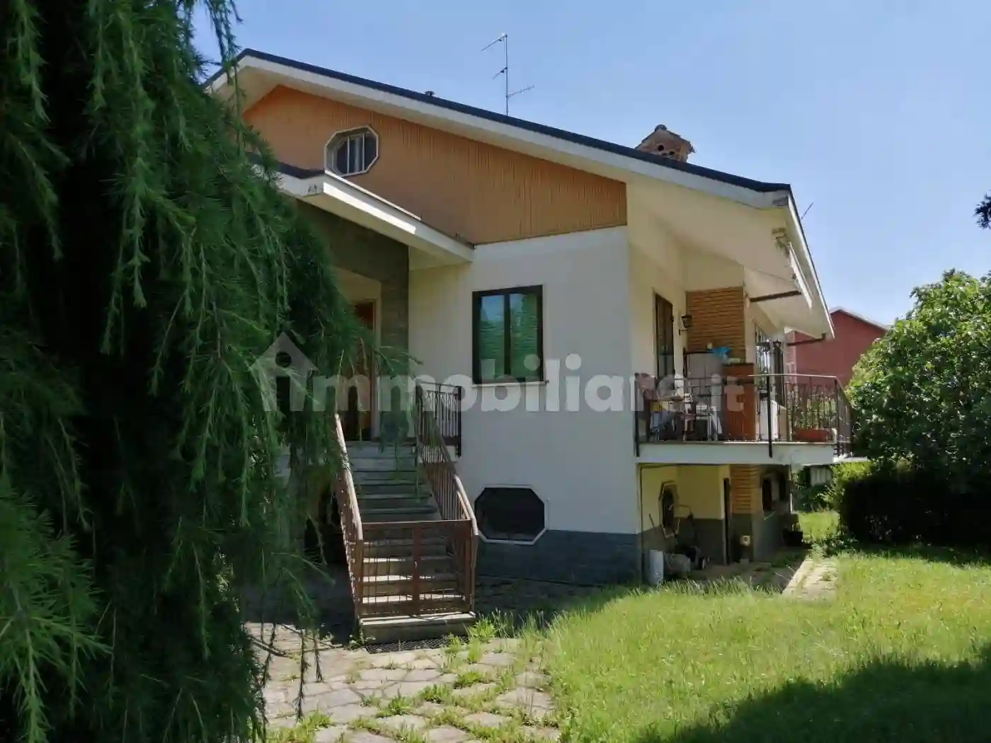 Villa - foto 2