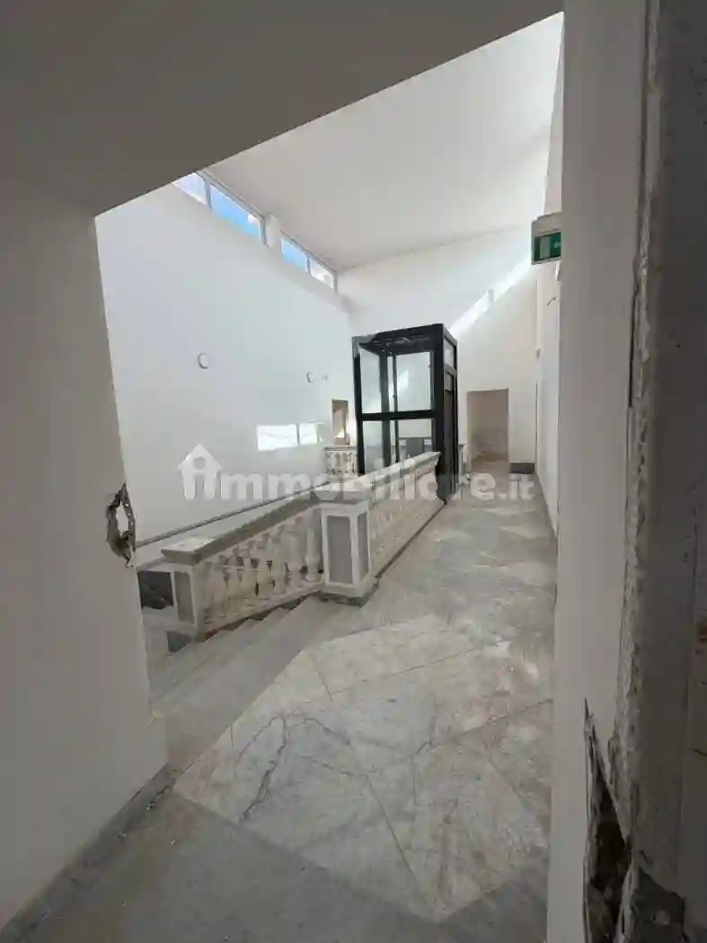 Palazzo - Edificio - foto 4