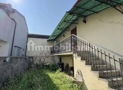 Appartamento in vendita a Gambolò