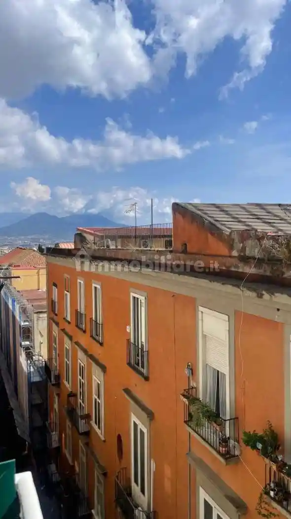 Appartamento in vendita a Napoli