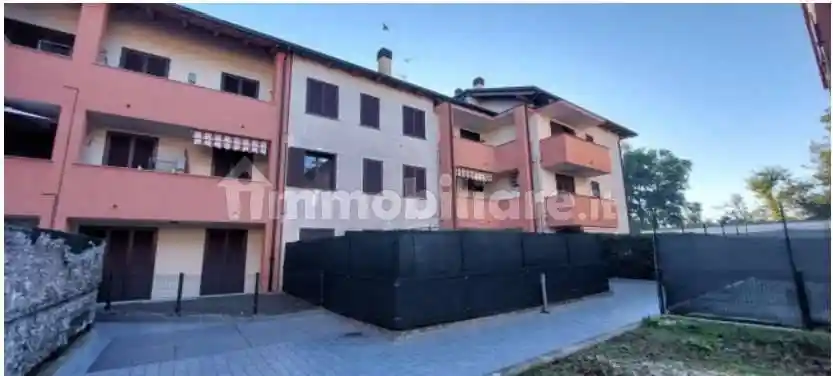 Appartamento in vendita a Casirate d'Adda