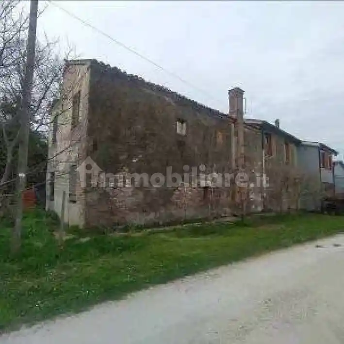 Palazzo - Stabile in vendita a Este