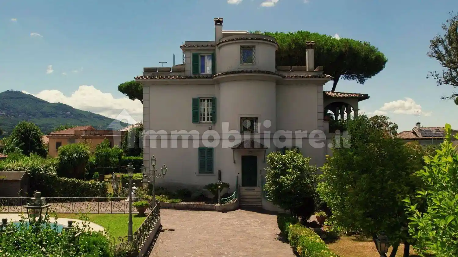 Villa in vendita a Grottaferrata