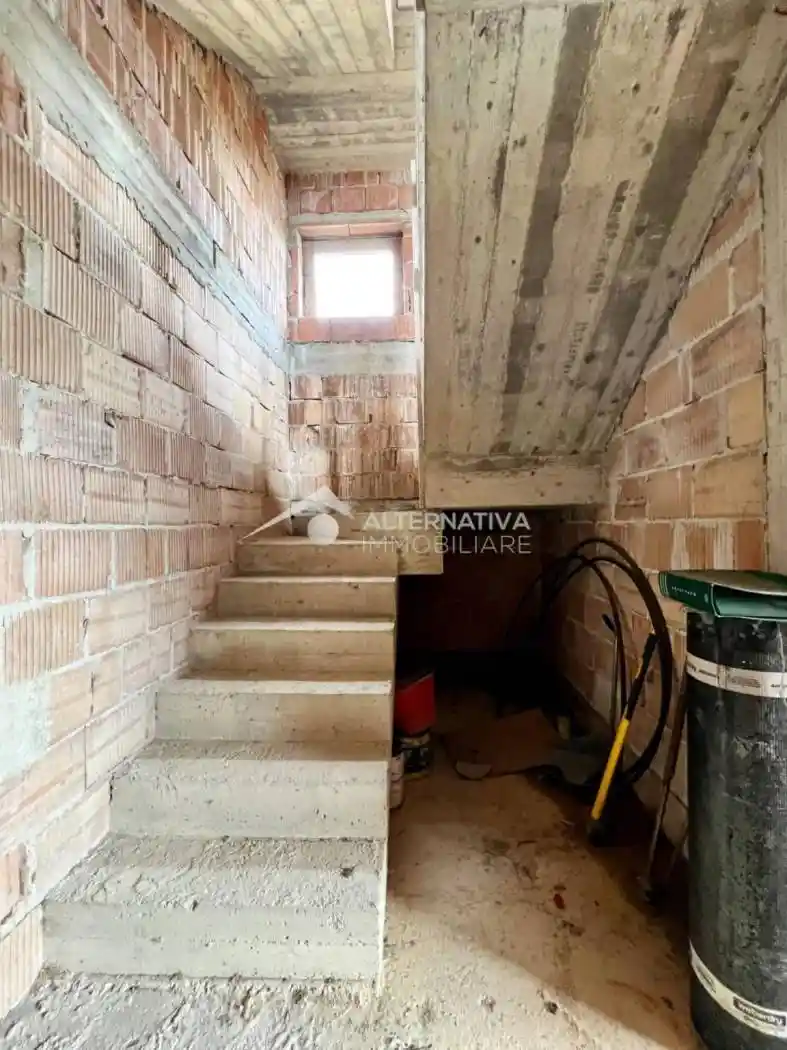 Casa indipendente in vendita a Lucca