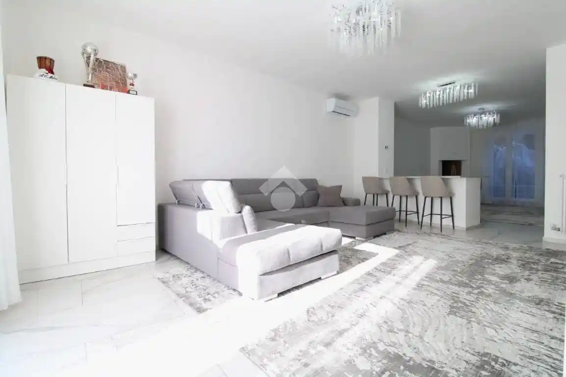 Casa indipendente in vendita a Altavilla Vicentina