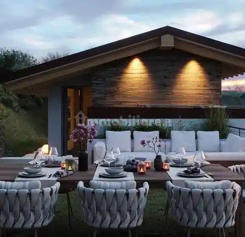 Villa in vendita a Ferrara di Monte Baldo