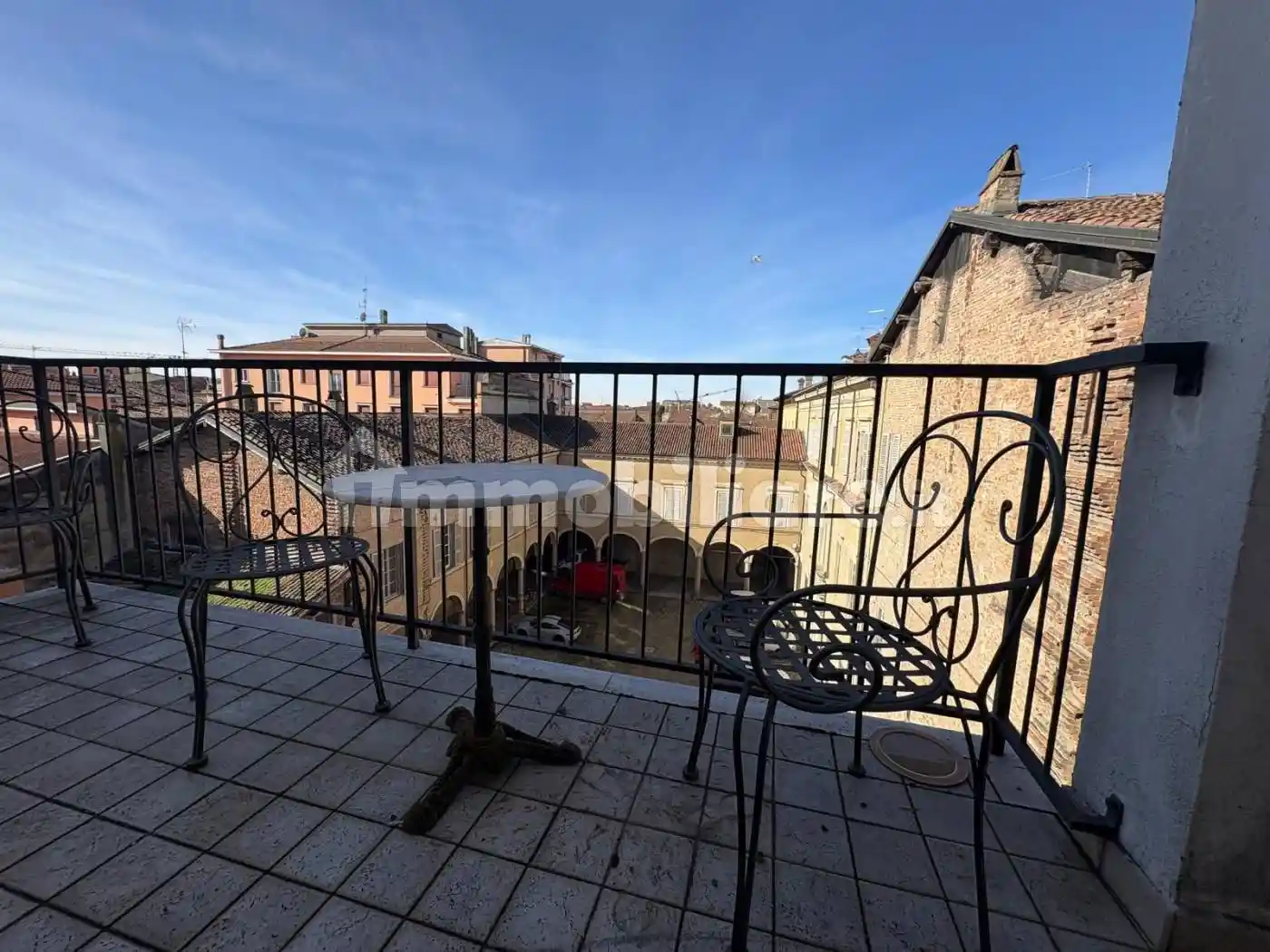 Appartamento in vendita a Piacenza