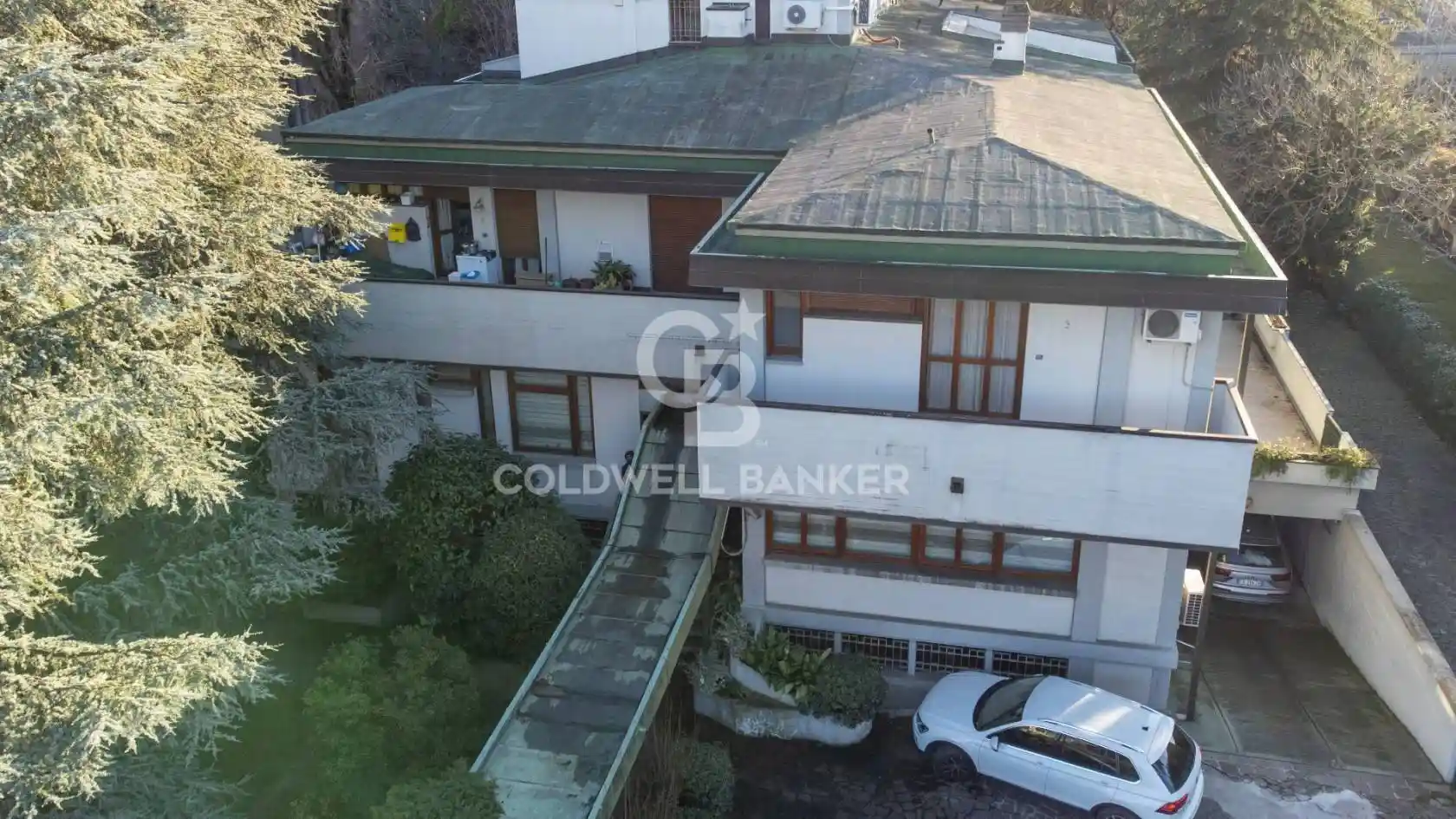 Palazzo - Edificio in vendita a Casalecchio di Reno