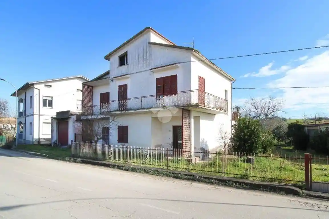 Casa indipendente in vendita a Sant'Omero