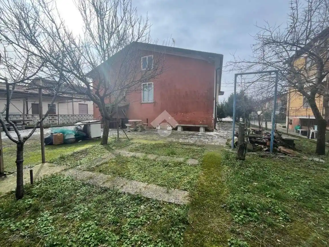 Villa in vendita a Castelbelforte