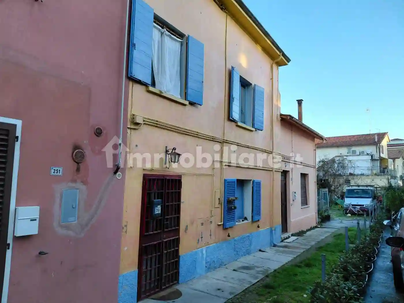 Villetta a schiera - foto 2