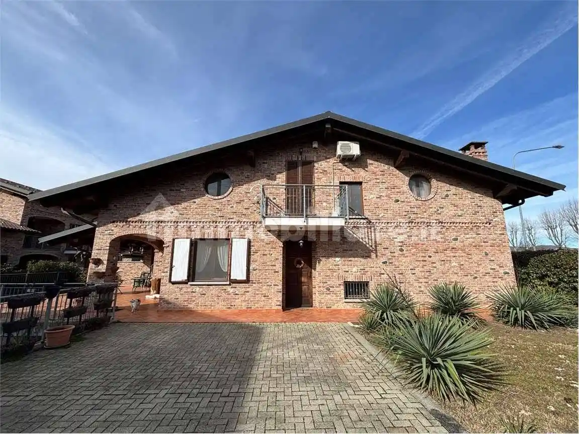 Villa in vendita a Cambiano