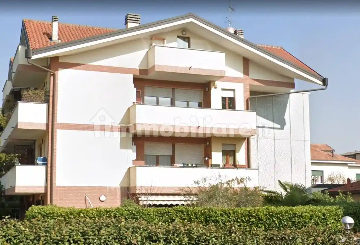 Appartamento in vendita a Monza