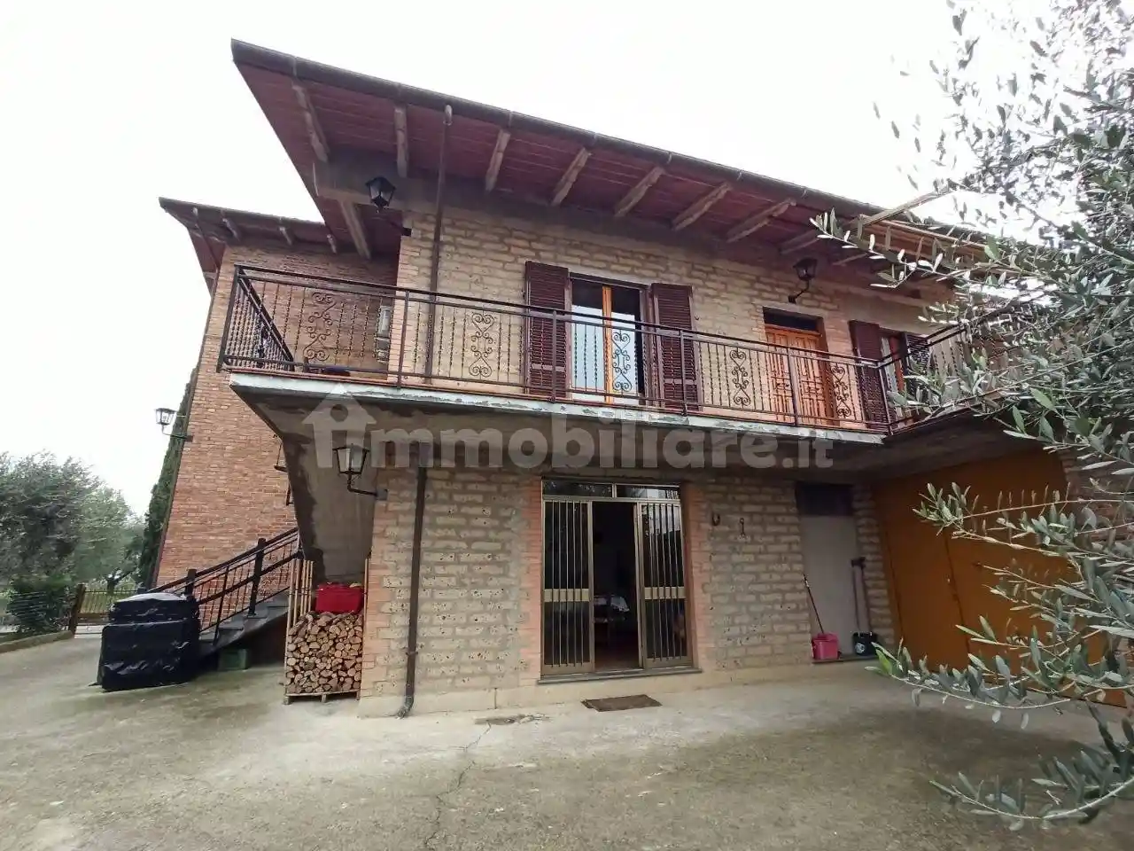 Casa indipendente in vendita a Castiglione del Lago