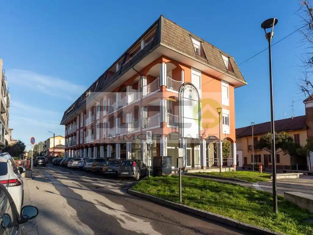 Appartamento in vendita a Senago