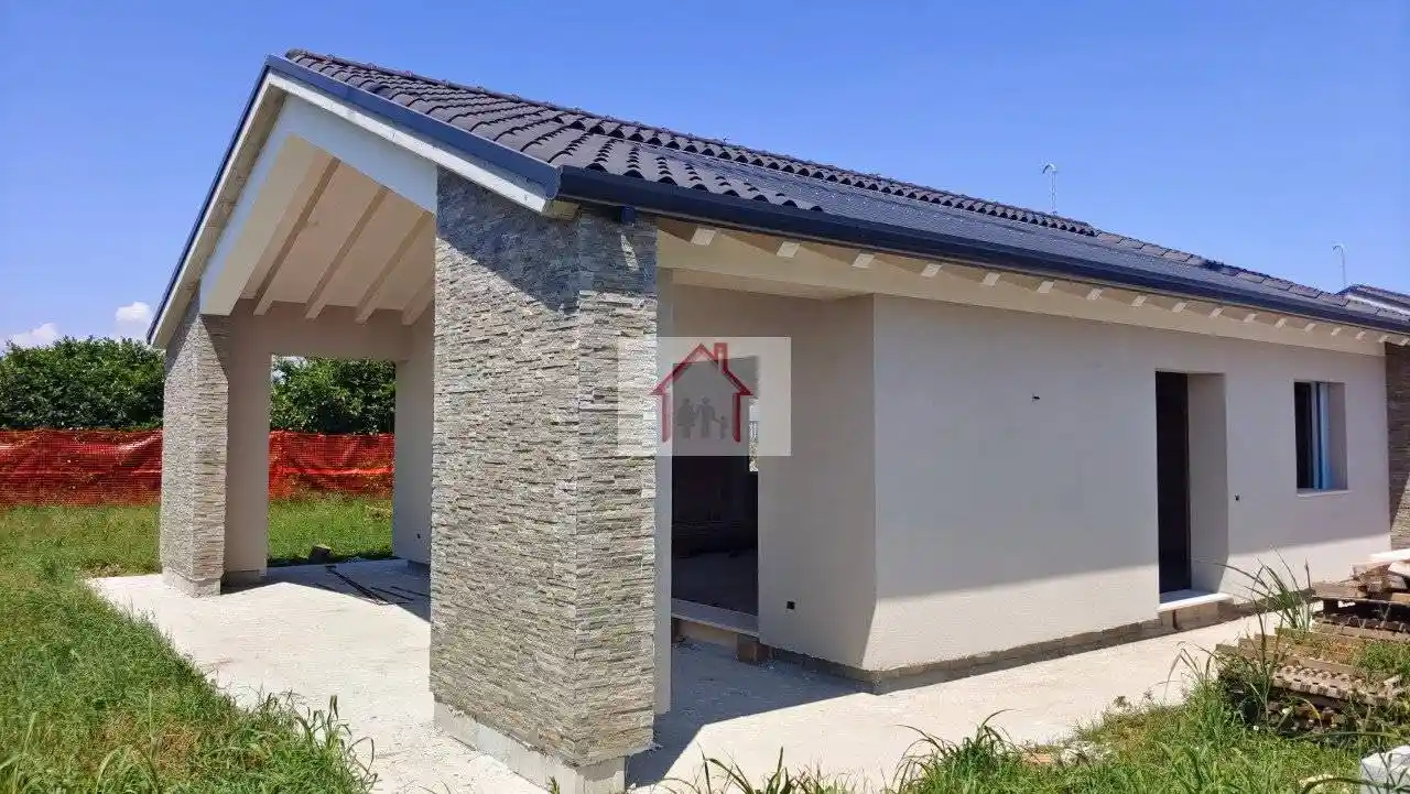 Villa in vendita a Giavera del Montello