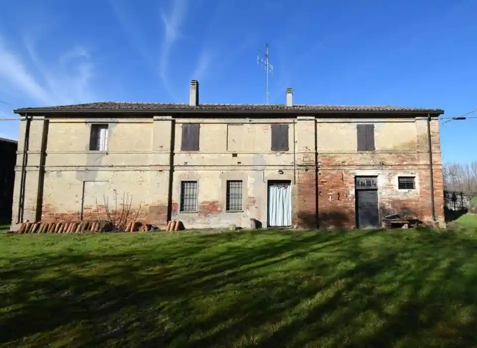 Rustico - Casale in vendita a Russi