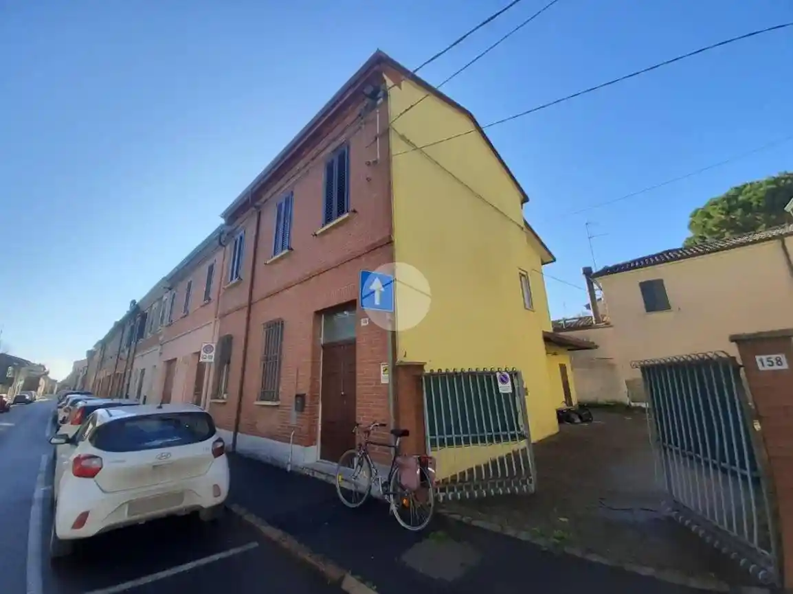 Casa indipendente in affitto a Lugo