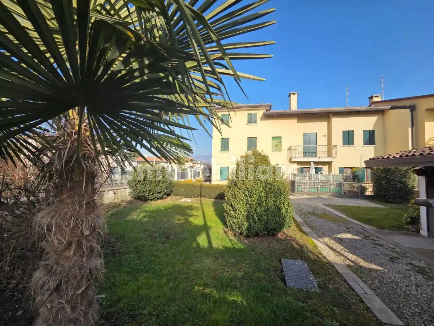 Villa in vendita a Loria