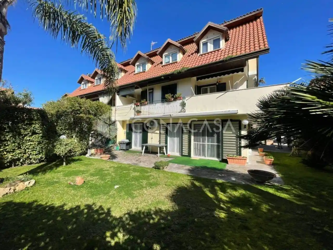 Villetta a schiera in vendita a Giugliano in Campania