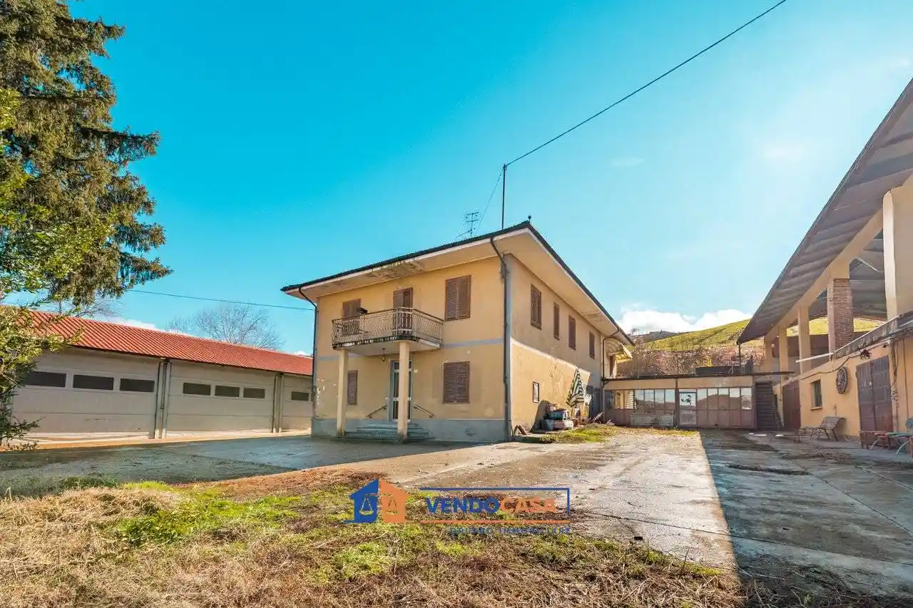 Villa in vendita a Dogliani