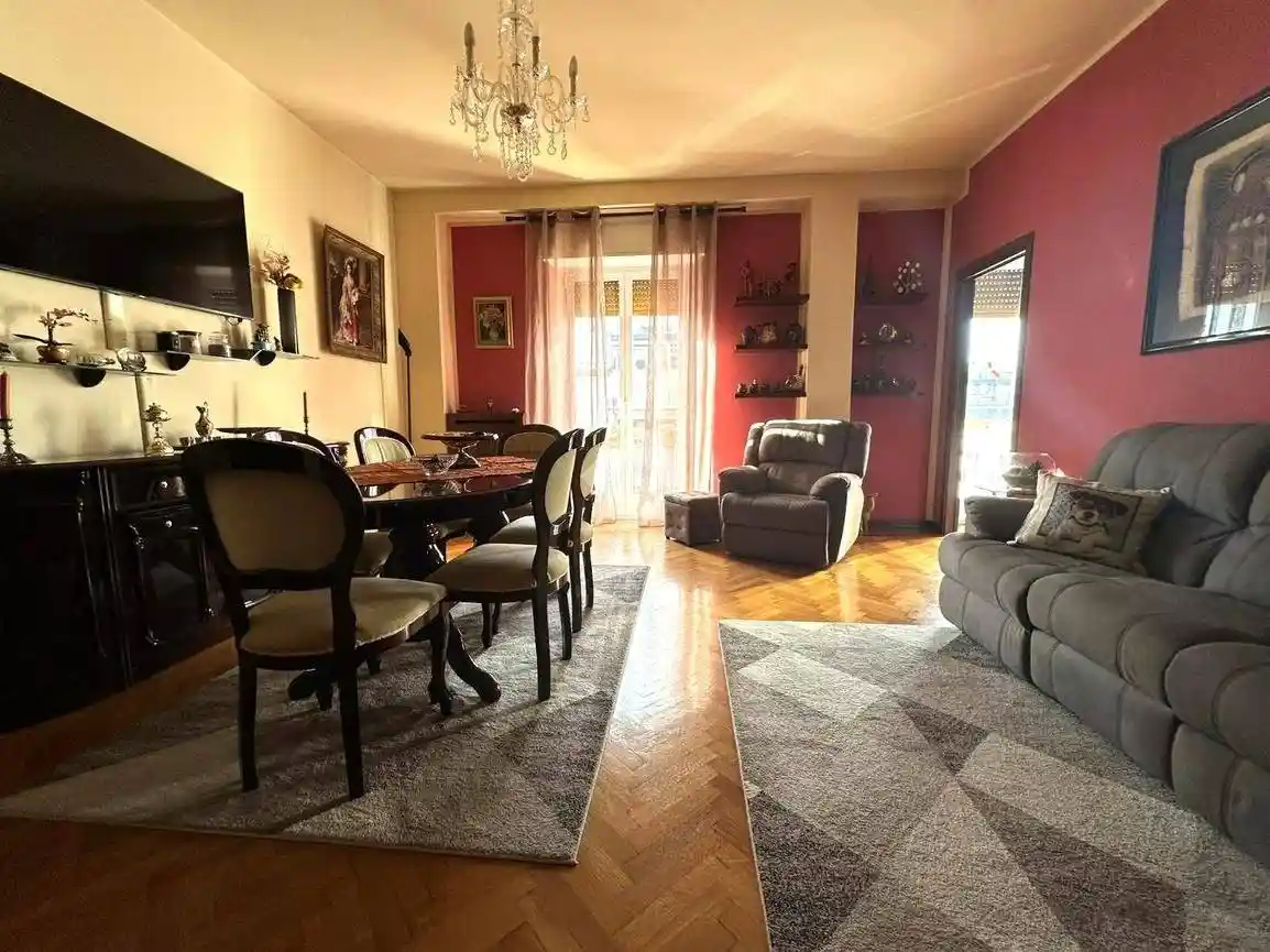 Appartamento in vendita a Monza