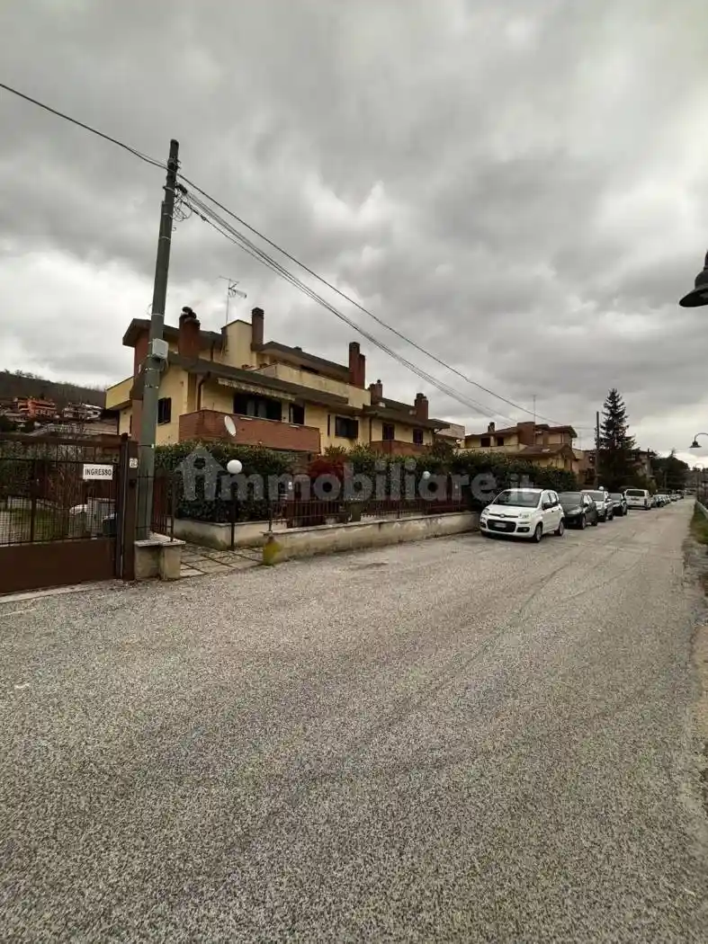 Appartamento in vendita a Tagliacozzo