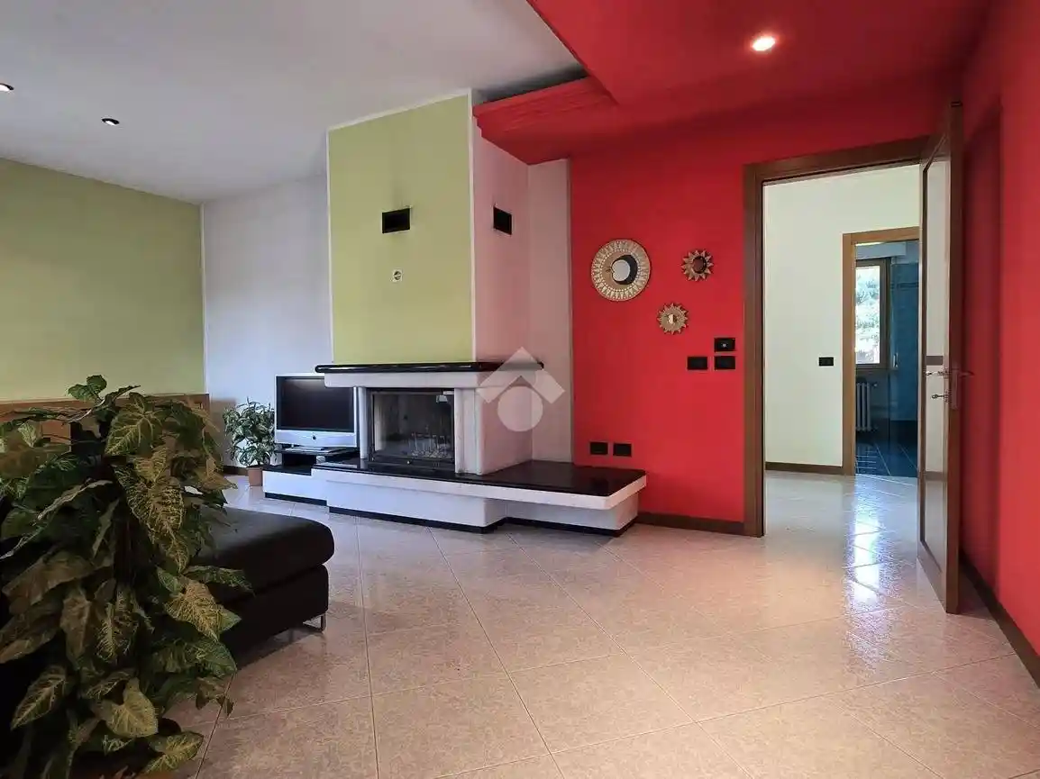 Villa in vendita a Castel d'Azzano