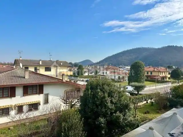 Appartamento in vendita a Teolo