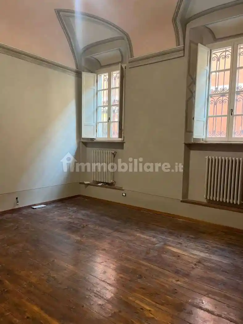 Appartamento in vendita a Piacenza