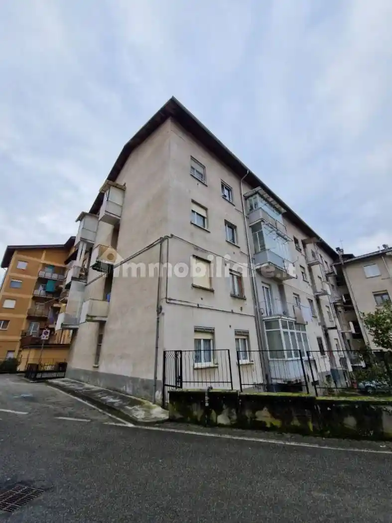 Appartamento in vendita a Borgosesia