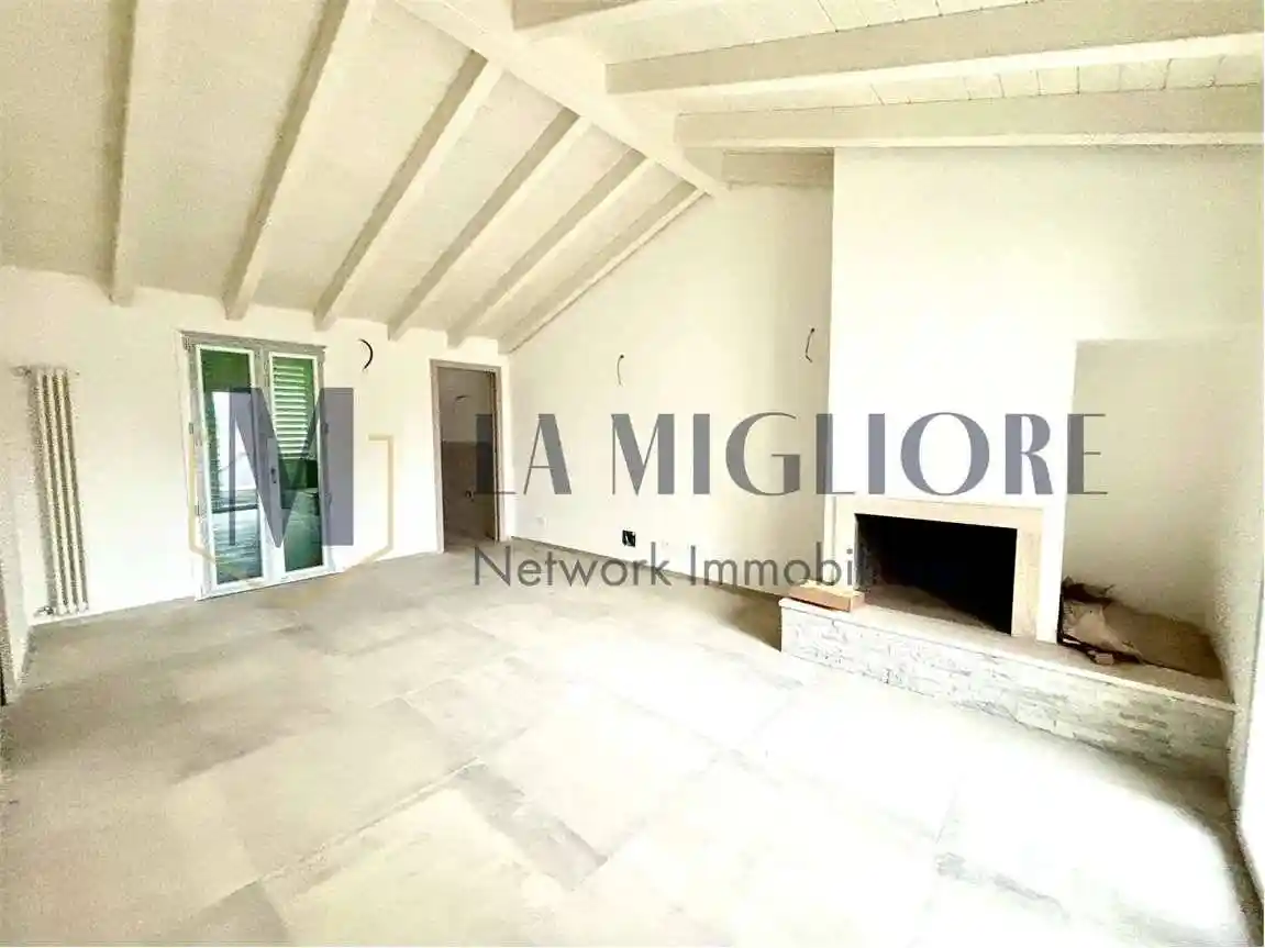 Appartamento in vendita a Prato