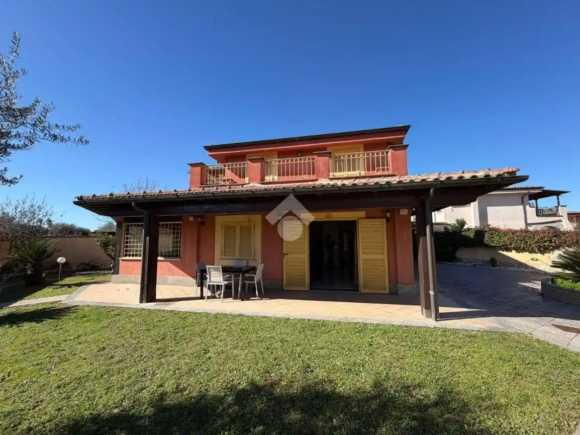 Villa in vendita a Roma