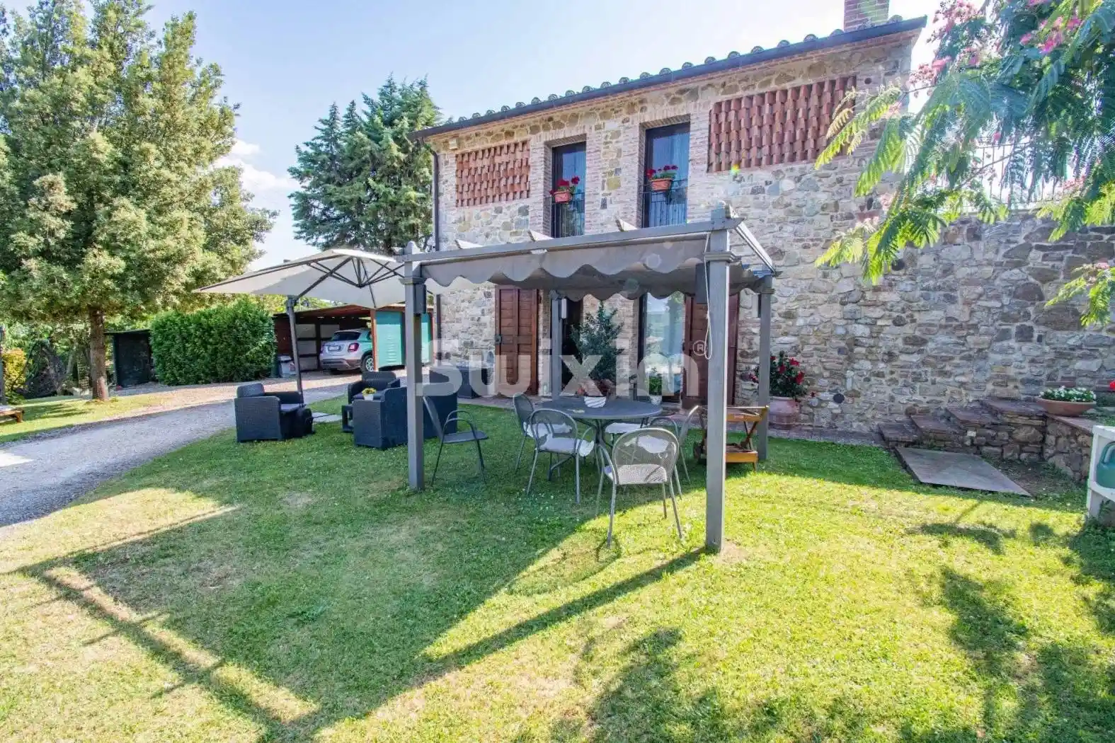 Rustico - Casale in vendita a Siena