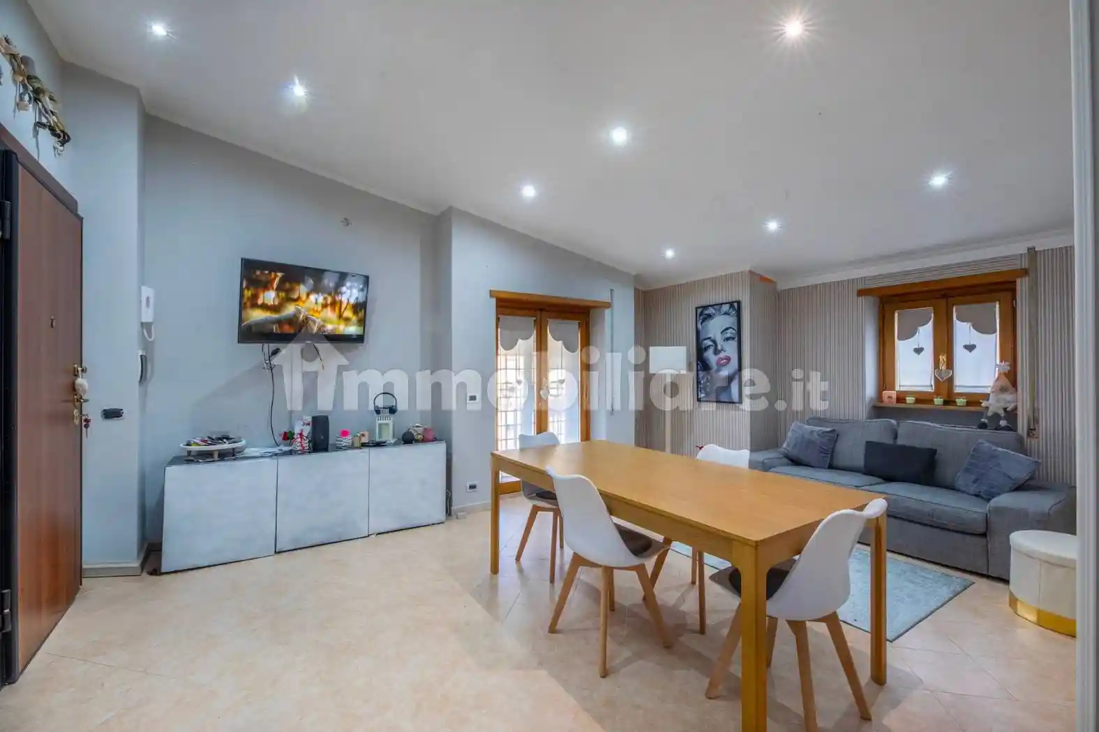 Appartamento in vendita a Roma